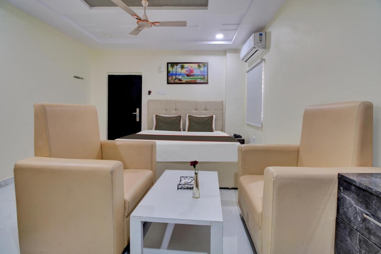 Khammam Collection O Hotel Mango Tree מראה חיצוני תמונה