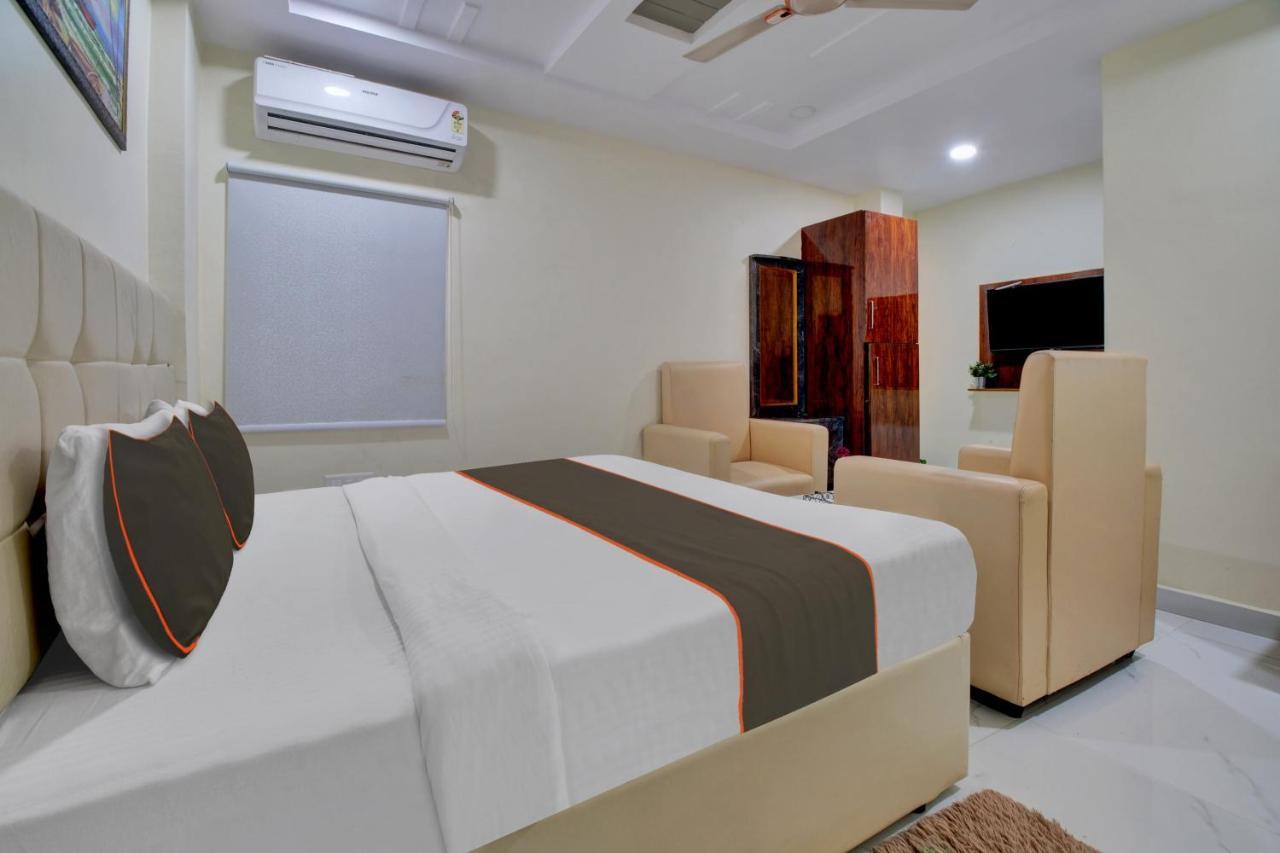 Khammam Collection O Hotel Mango Tree מראה חיצוני תמונה