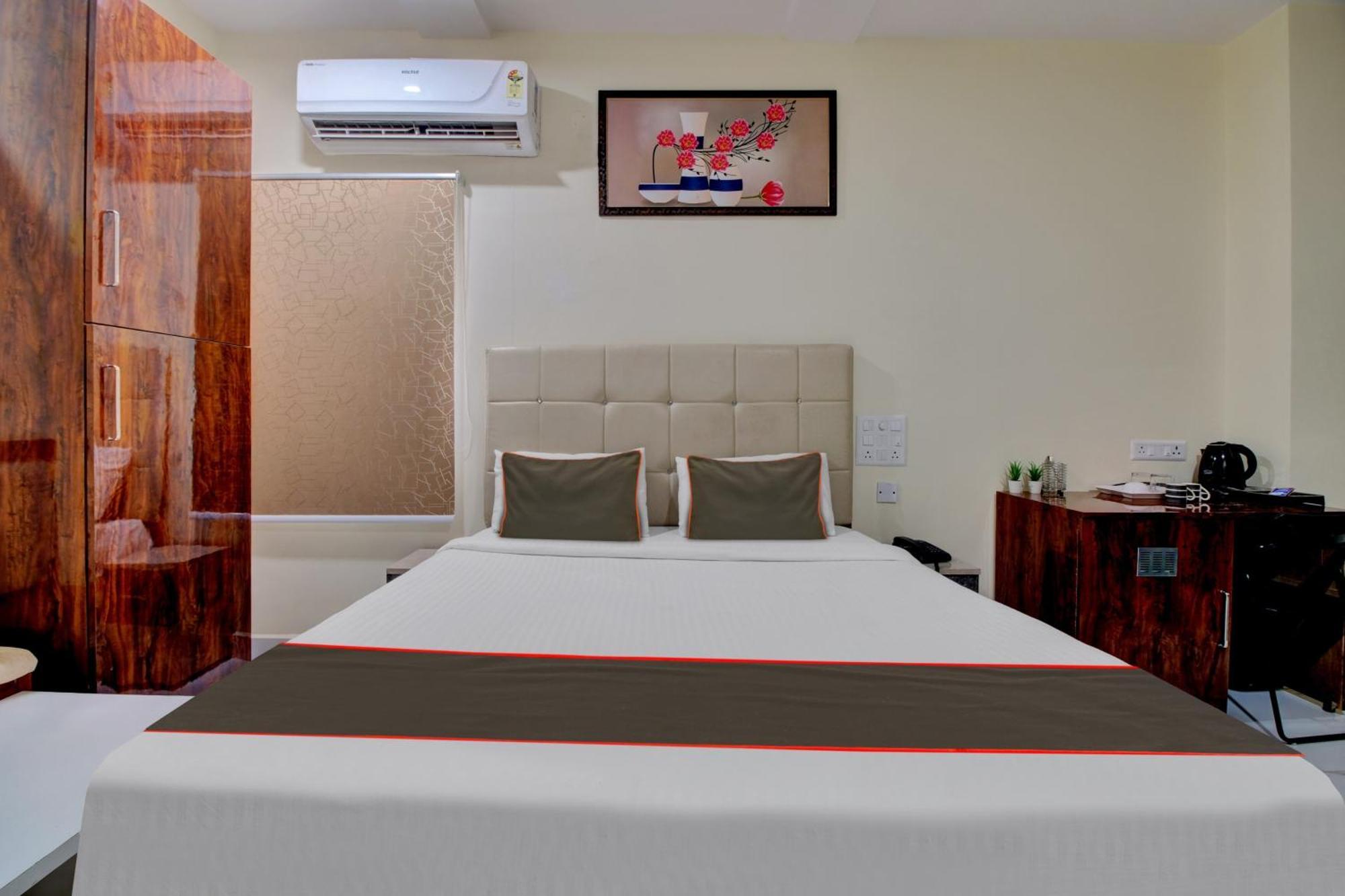 Khammam Collection O Hotel Mango Tree מראה חיצוני תמונה