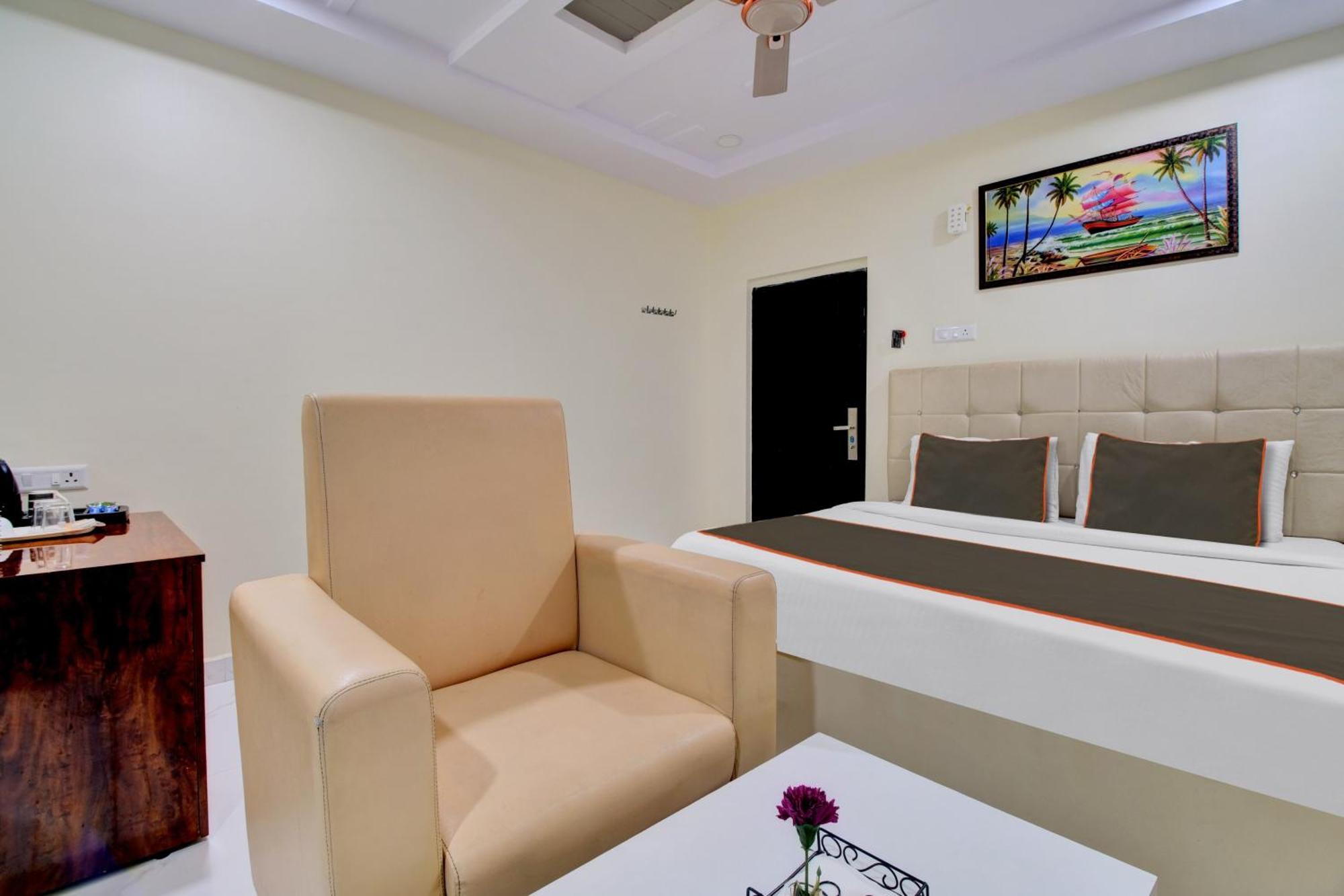 Khammam Collection O Hotel Mango Tree מראה חיצוני תמונה