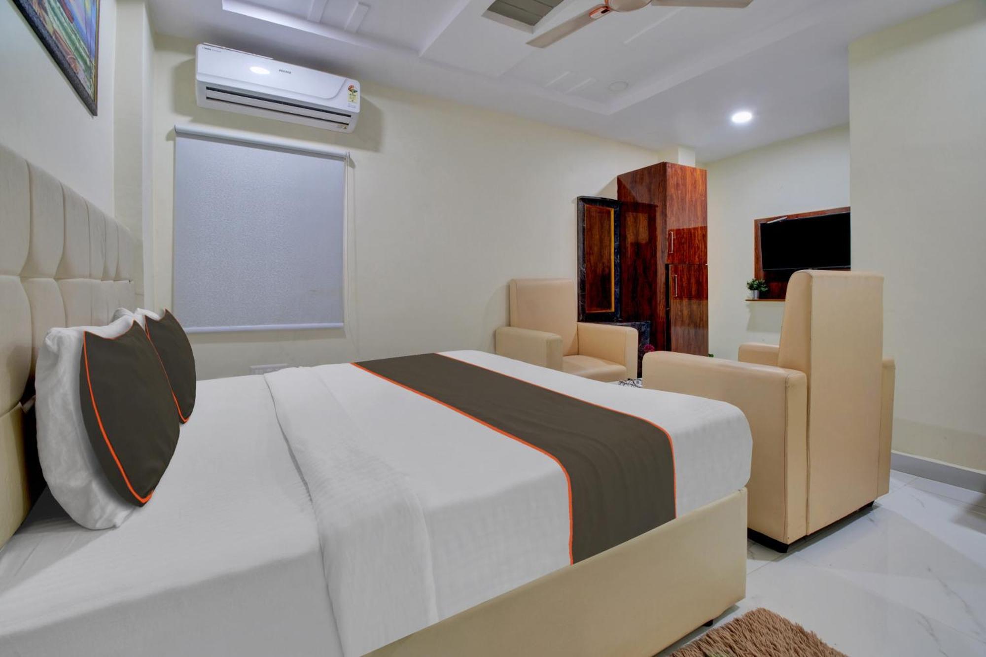 Khammam Collection O Hotel Mango Tree מראה חיצוני תמונה
