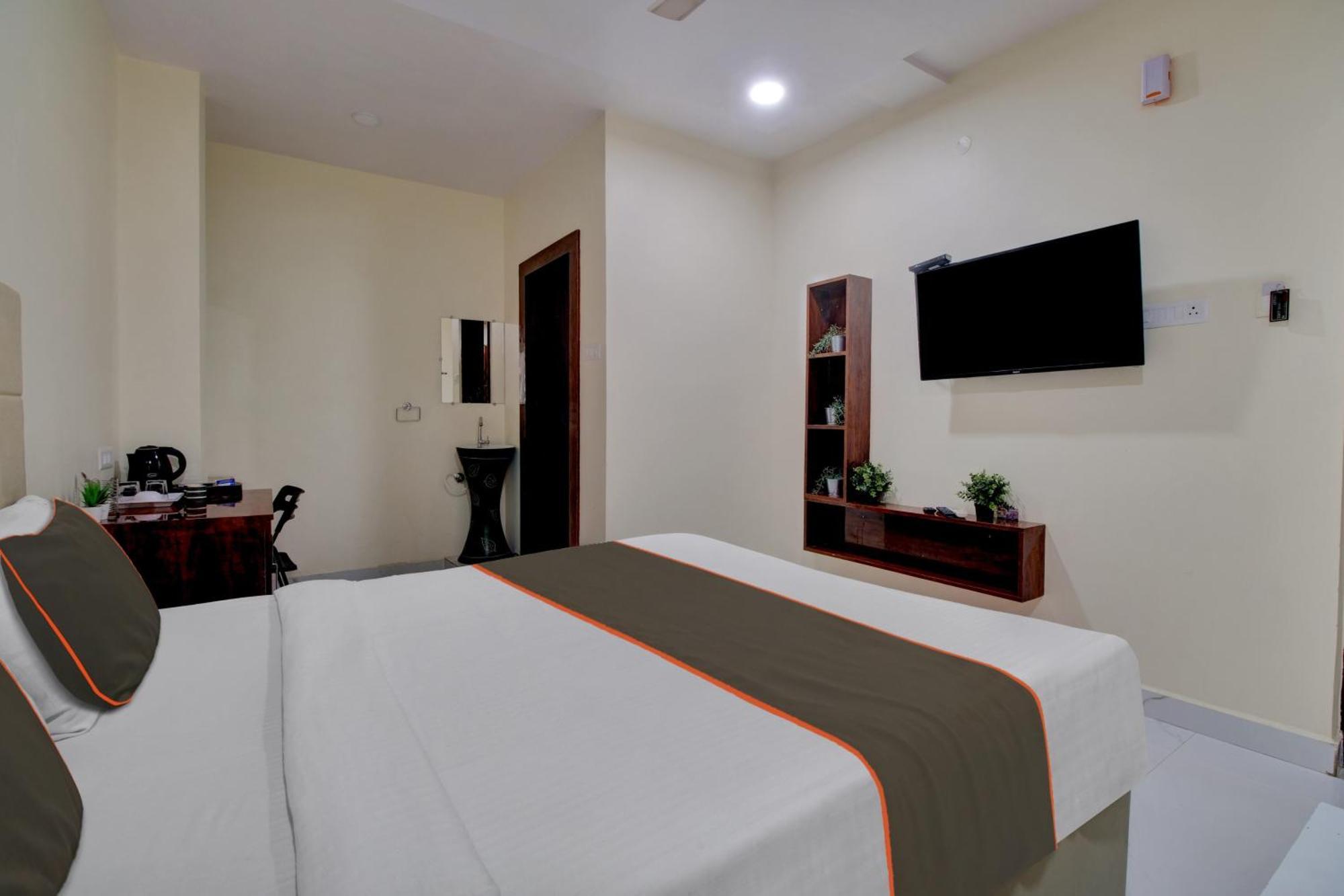 Khammam Collection O Hotel Mango Tree מראה חיצוני תמונה
